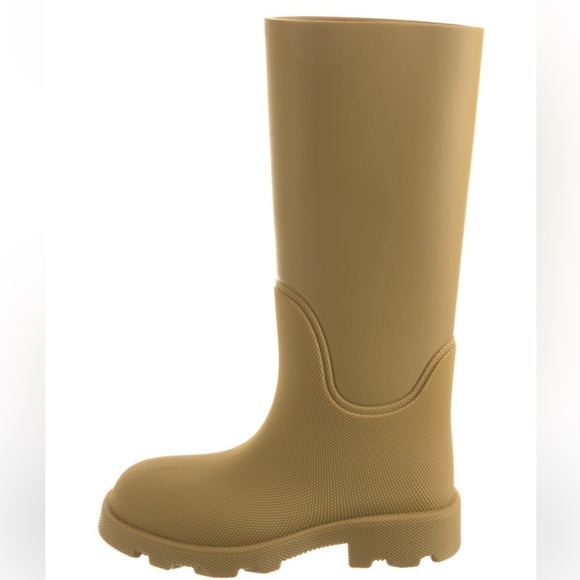 Burberry Rain Boots - Picture 1 of 5